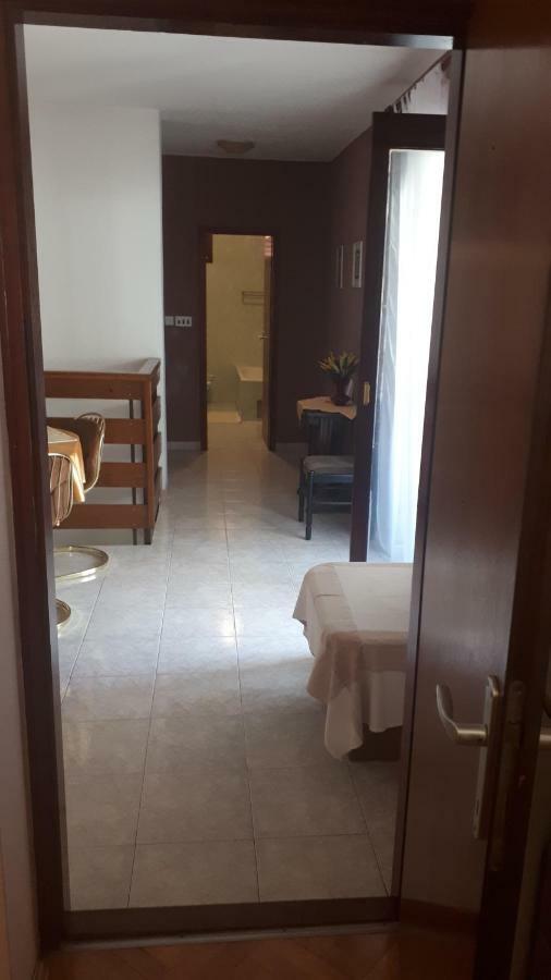 Lili Apartment Rovinj Exterior photo